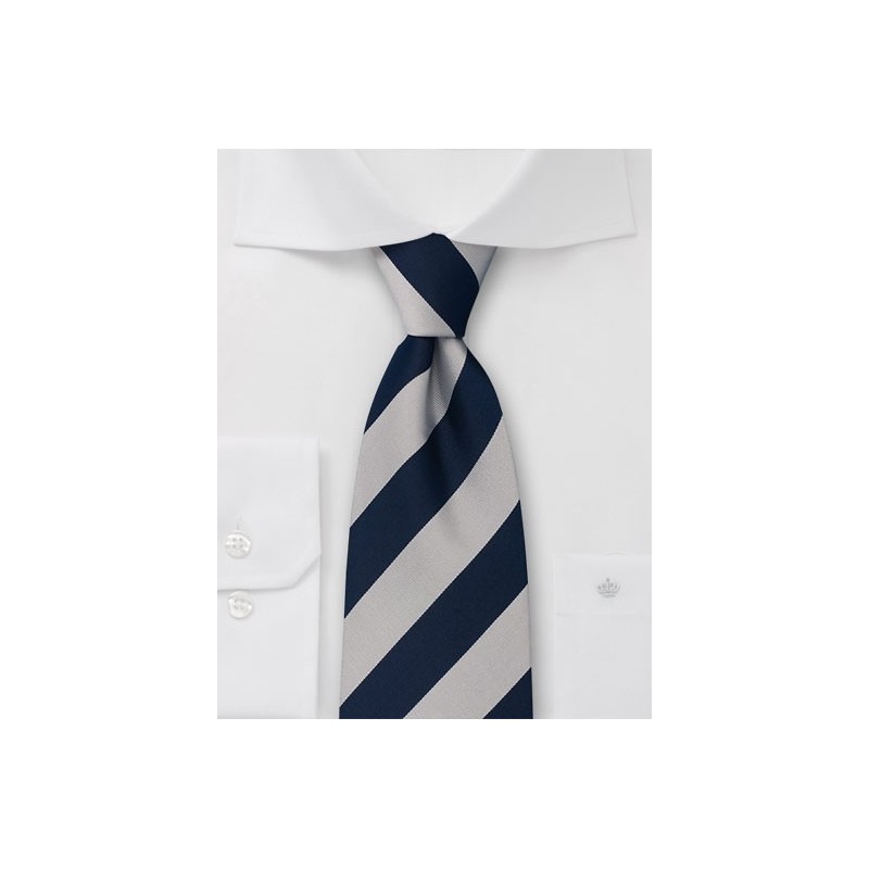 Silk tie with wide navy blue diagonal stripes