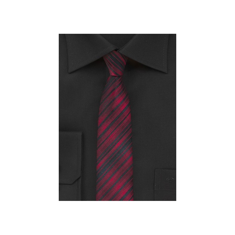 Skinny Tie in Apple Red