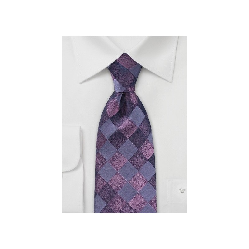 Large Diamond Patterned Tie in Viola Purple
