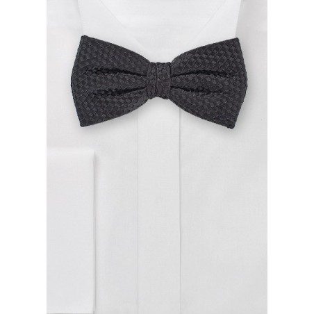 Wide Spread Bow Tie in Solid Black