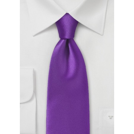 Iris Purple Necktie in Modern Narrow Cut