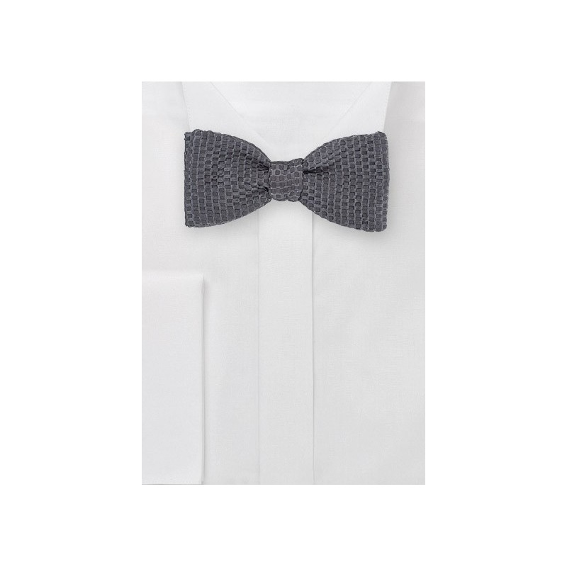 Elegant Self-Tied Bow Tie in Smoke Gray