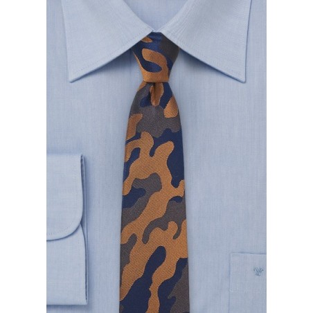 Bown and Navy Camo Tie