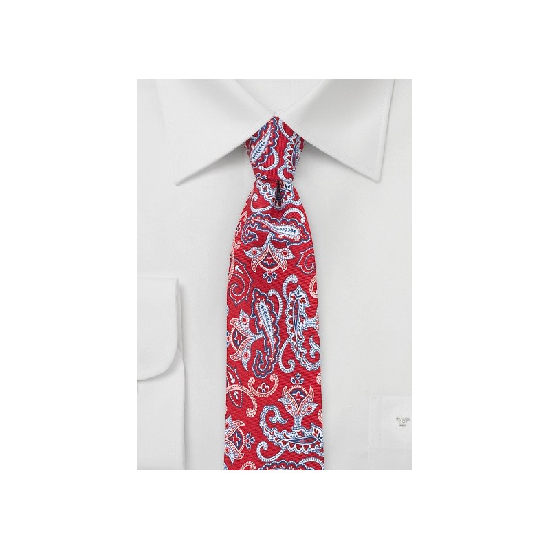 Summer Paisley Silk Tie in Bright Red
