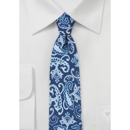 Skinny Summer Paisley Tie in Blue