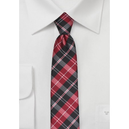 Bold Tartan Plaid Tie in Red and Black