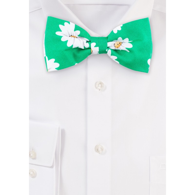 Daisy Flower Bow Tie in Spring Green