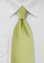 green-tie-pear
